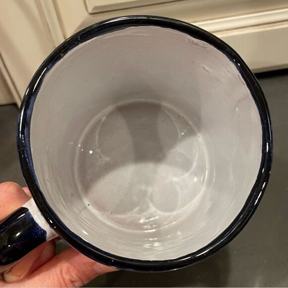 Mexican Talavera handmade Pottery blue and white patterned painted mug - Picture 4 of 13